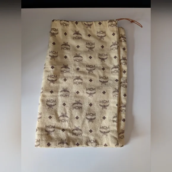Authentic MCM Dustbag - Picture 4 of 4